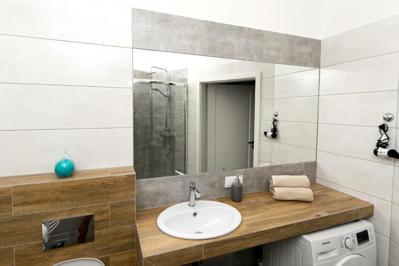 Blue Apartment Old Town Air Condition P4You Pl Krakow Ngoại thất bức ảnh